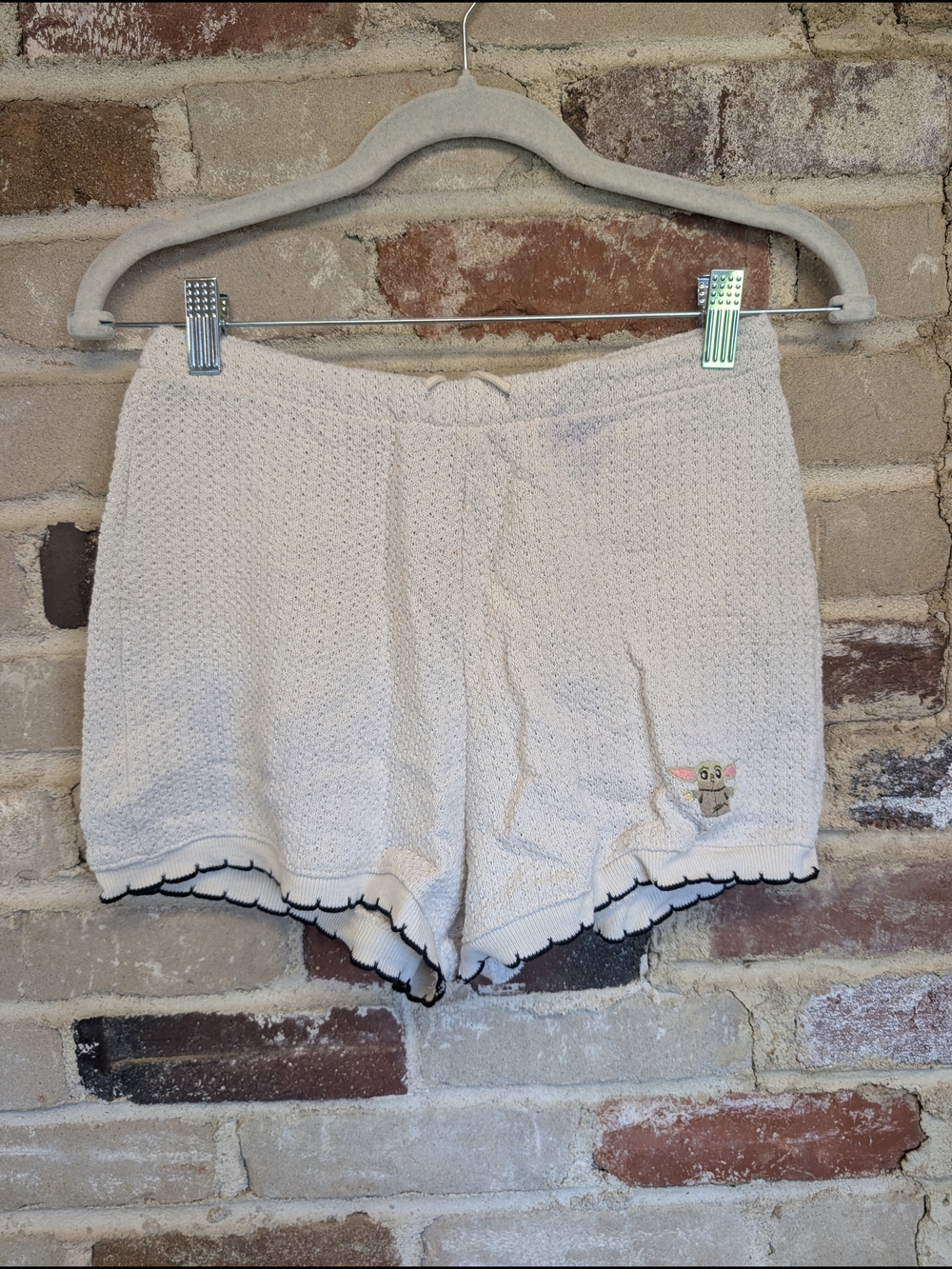 Zara Cream Scalloped Hem Knit Lounge Shorts
